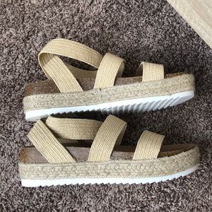 American Eagle Espadrilles